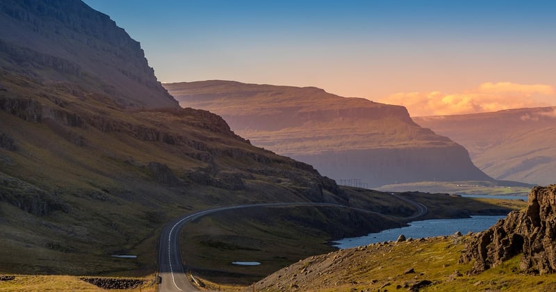 Road trip épique à travers les paysages islandais : l'aventure qui vous attend